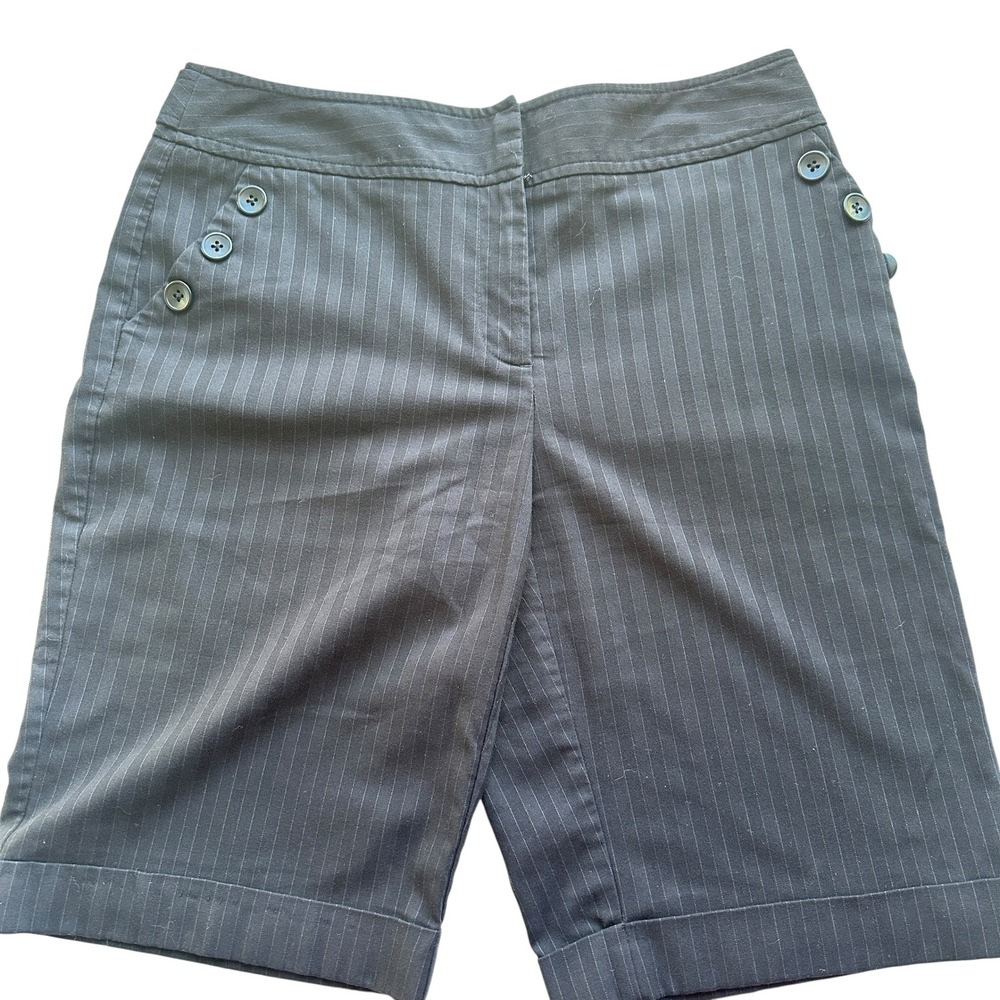 Apt 9 Bermuda Shorts Black Pinstripe Classic Casual Button Detail Size 8